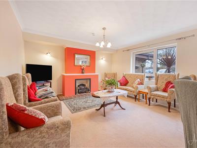 Communal Lounge/Dining Room